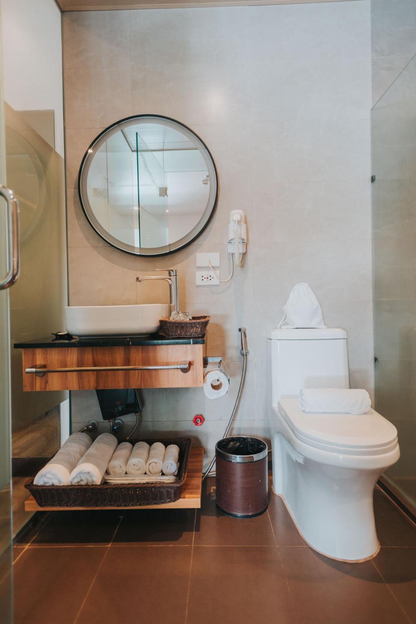 Surestay Plus Hotel By Best Western Ac Luxe Angeles City Buitenkant foto