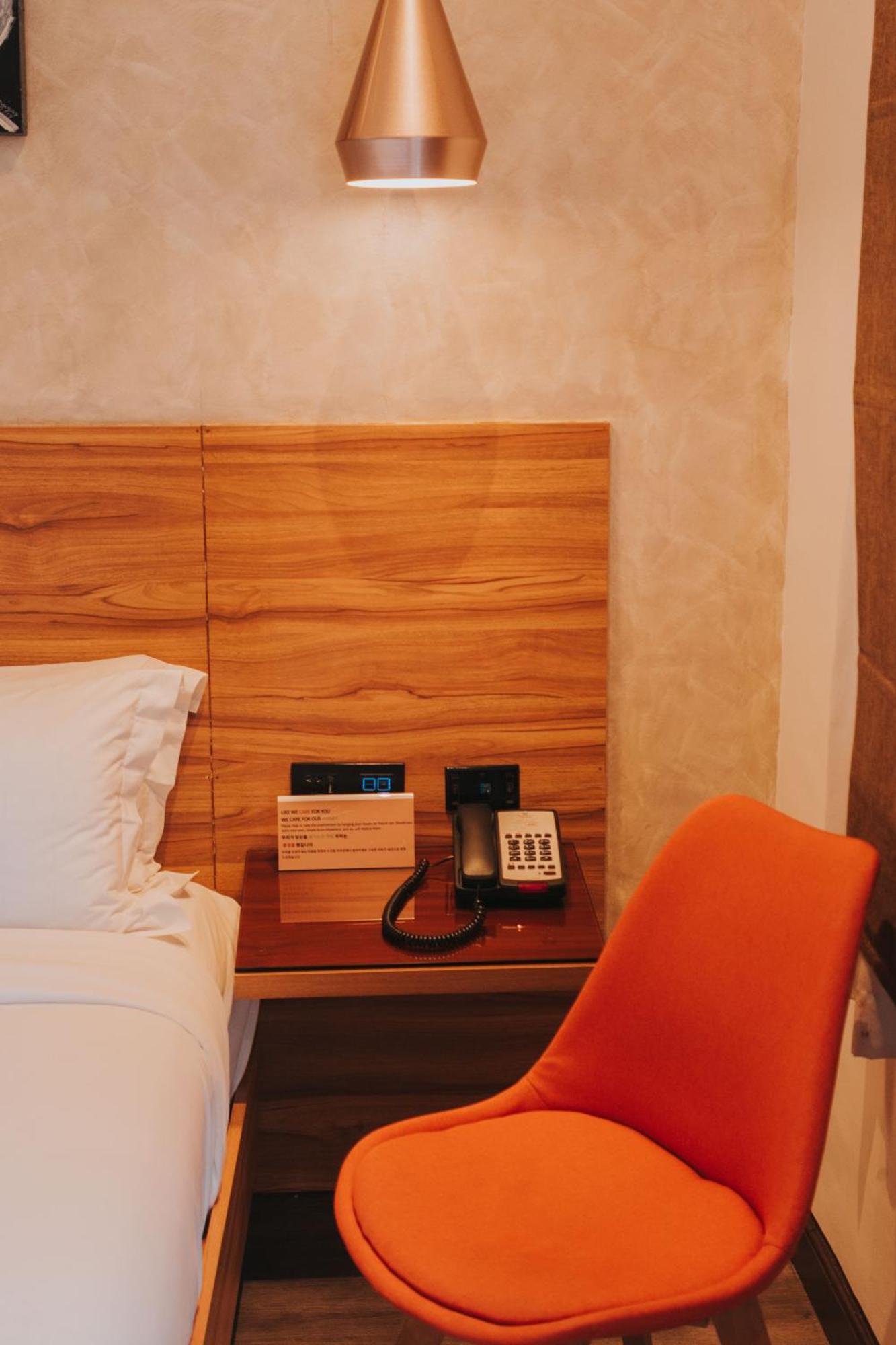 Surestay Plus Hotel By Best Western Ac Luxe Angeles City Buitenkant foto