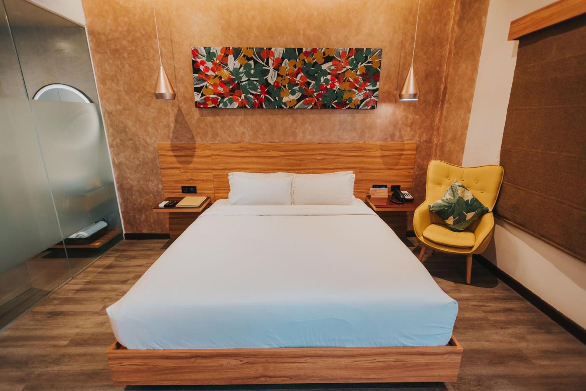 Surestay Plus Hotel By Best Western Ac Luxe Angeles City Buitenkant foto