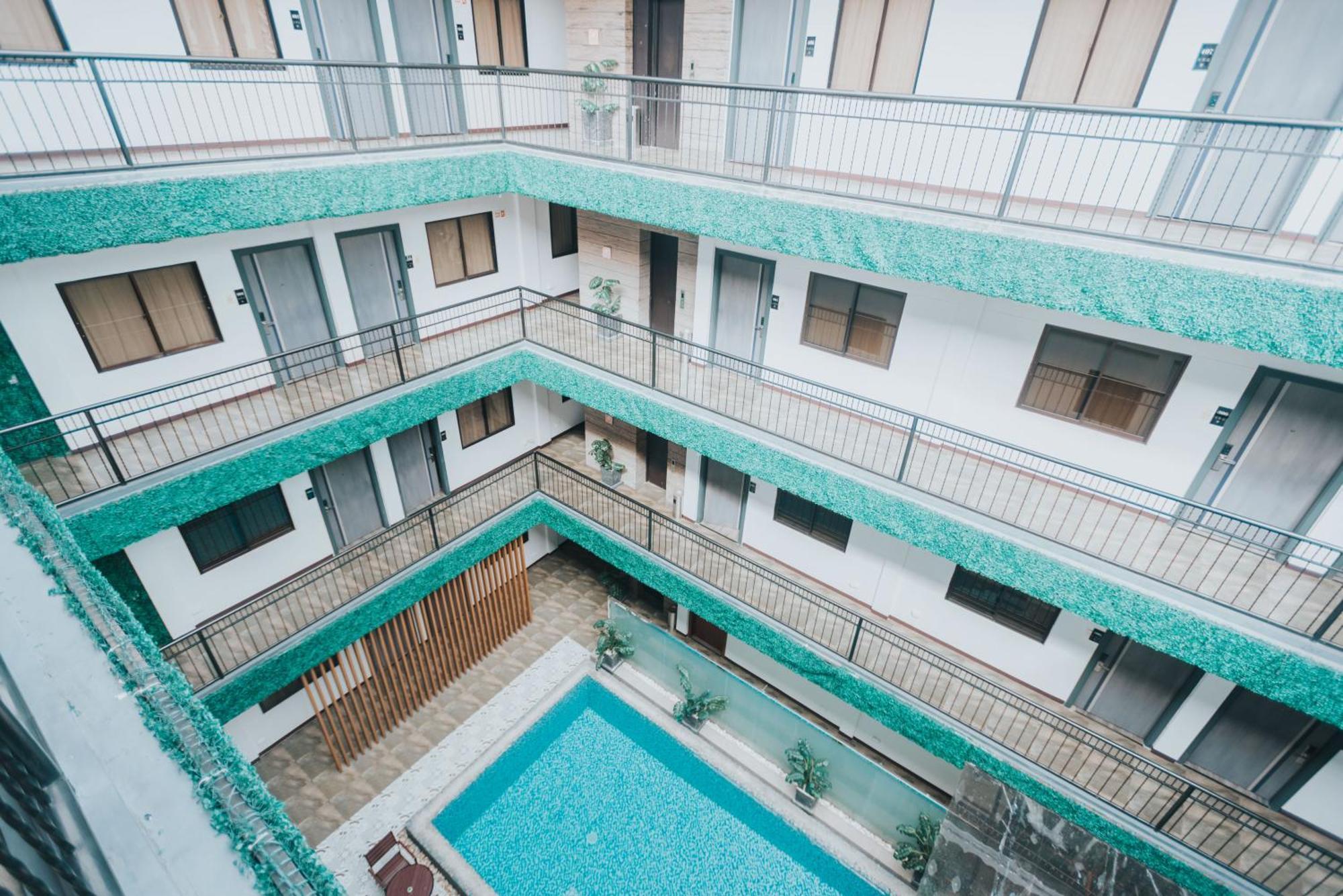 Surestay Plus Hotel By Best Western Ac Luxe Angeles City Buitenkant foto